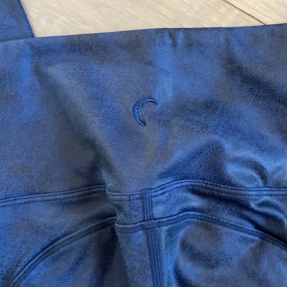 ZYIA Distressed Blue Ankle Cinch 7/8 24" Size 6-8 BNWOT Faux Leather Pockets - Picture 9 of 10